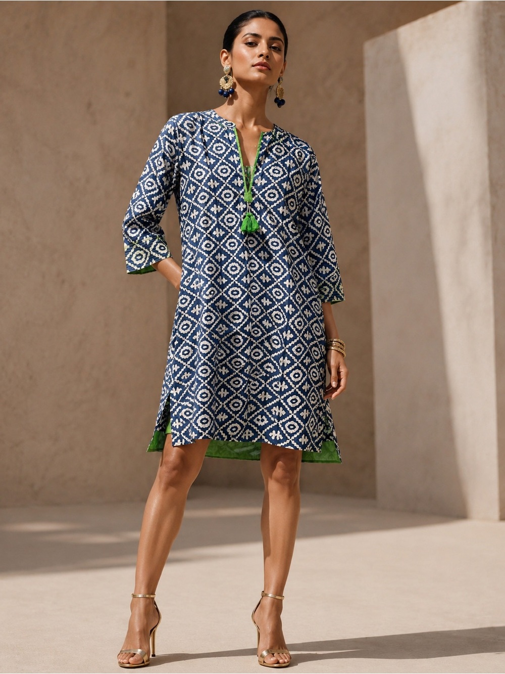 Naree 100% Cotton Blue & White Geometric Tunic Dress w/ Green Tassel Trim Size M